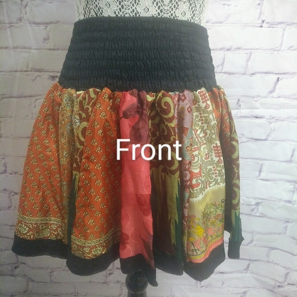 Silk skirt - Picture 2 of 5